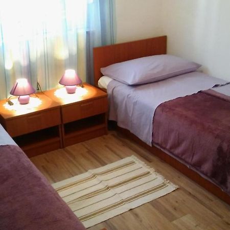 Veldic Apartments Тисно Экстерьер фото