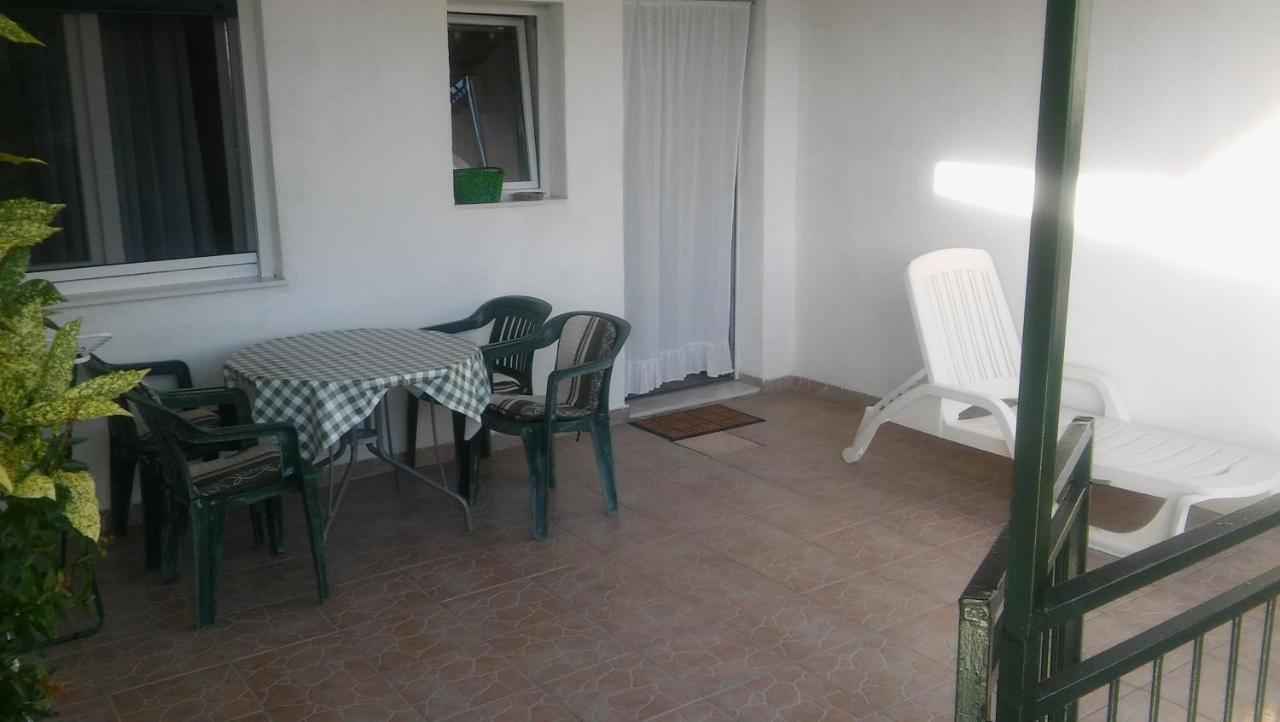 Veldic Apartments Тисно Экстерьер фото