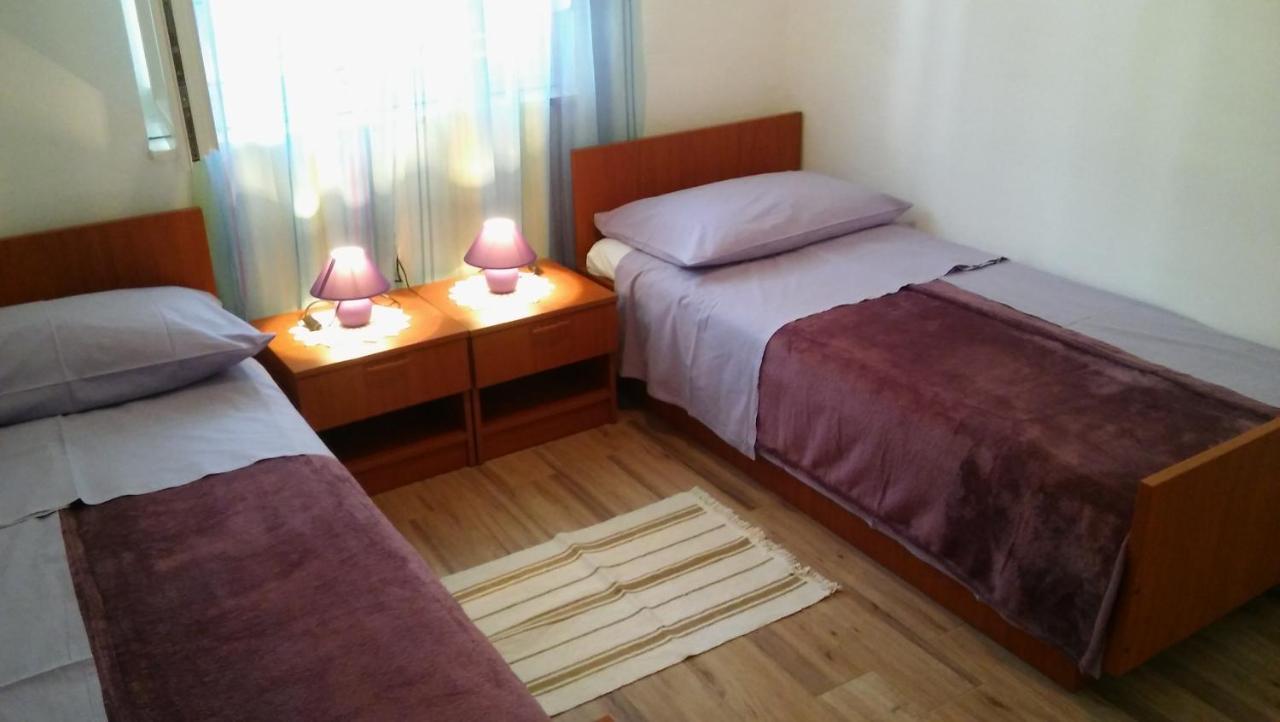 Veldic Apartments Тисно Экстерьер фото